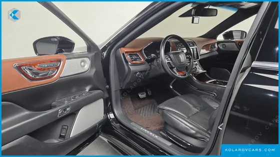 LINCOLN CONTINENTAL 3.0 PRESIDENTIAL AWD