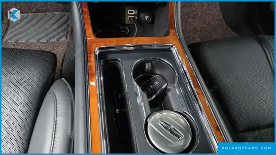 LINCOLN CONTINENTAL 3.0 PRESIDENTIAL AWD