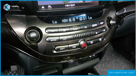 KGM - SSANGYONG CHAIRMAN CW700 4TRONIC
