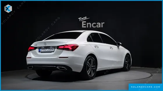 MERCEDES A-CLASS A220 SEDAN