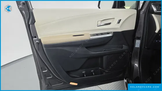 TOYOTA SIENNA 2.5 HYBRID AWD