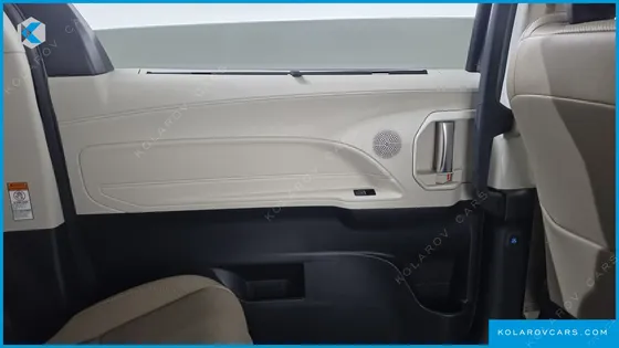TOYOTA SIENNA 2.5 HYBRID AWD