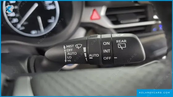TOYOTA SIENNA 2.5 HYBRID AWD