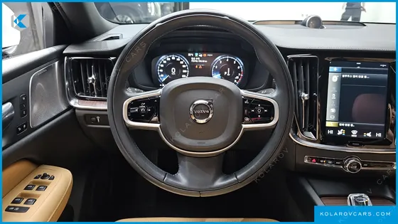 VOLVO S60 B5 INSCRIPTION
