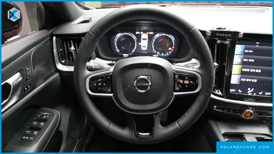 VOLVO S60 B5 R-DESIGN