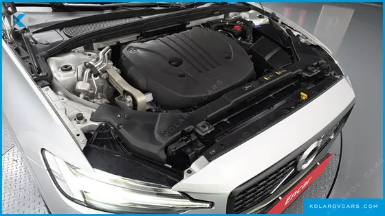 VOLVO S60 B5 R-DESIGN