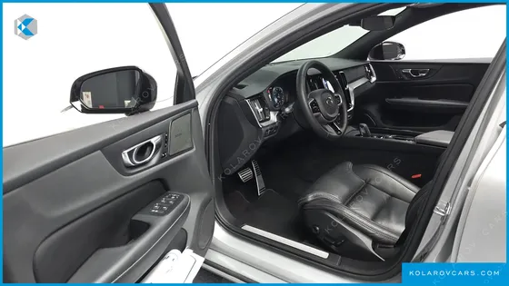 VOLVO S60 B5 R-DESIGN