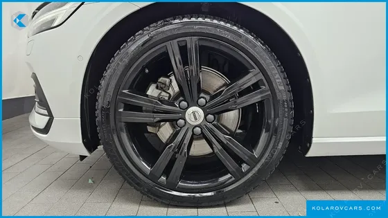 VOLVO S60 B5 INSCRIPTION