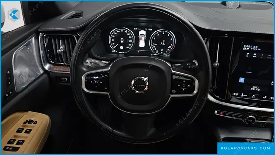 VOLVO S60 B5 INSCRIPTION