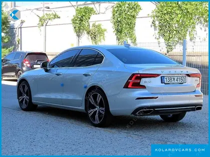 VOLVO S60 B5 INSCRIPTION