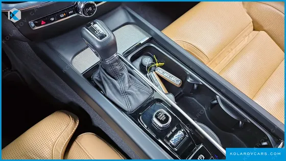 VOLVO S60 T5 INSCROPTION