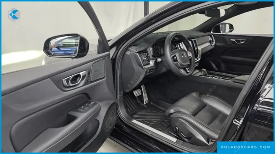 VOLVO S60 B5 R-DESIGN