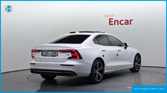 VOLVO S60 B5 INSCRIPTION