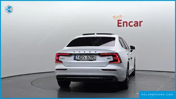 VOLVO S60 B5 INSCRIPTION