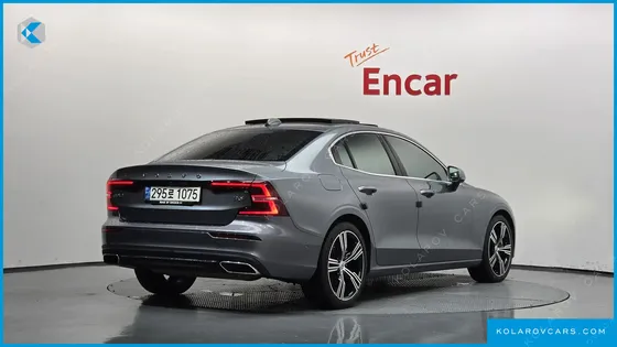 VOLVO S60 B5 INSCRIPTION