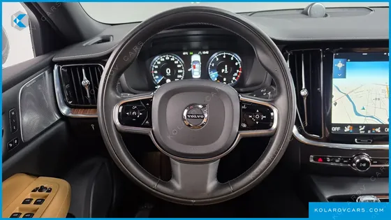 VOLVO S60 B5 INSCRIPTION