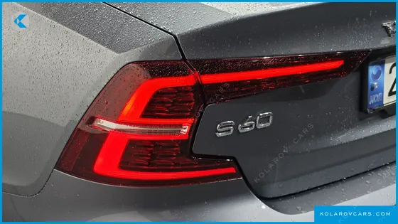 VOLVO S60 B5 INSCRIPTION