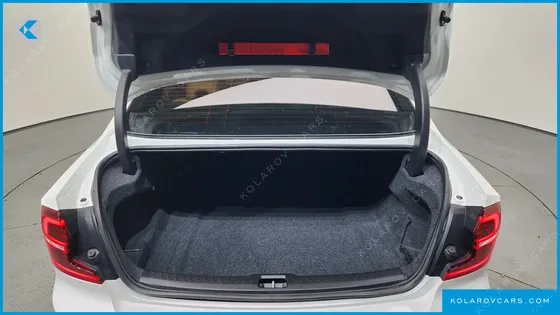 VOLVO S60 B5 INSCRIPTION