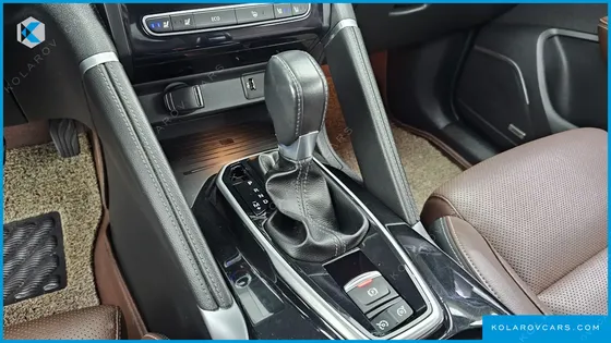RENAULT KOREA QM6 (KOLEOS) 2.0 GDE RE SIGNATURE 2WD