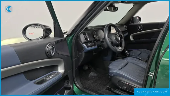 MINI COUNTRYMAN ALL4 CLASSIC LAUNCH PACK