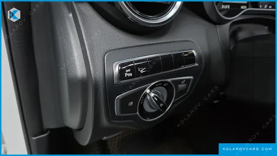 MERCEDES C-CLASS C220 D AVANTGARDE