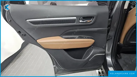 RENAULT KOREA QM6 (KOLEOS) 2.0 LPE RE SIGNATURE 2WD