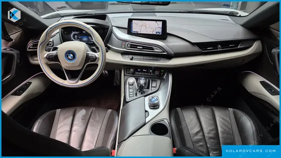 BMW I8 COUPE