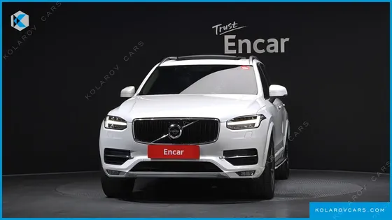 VOLVO XC90 D5 MOMENTUM