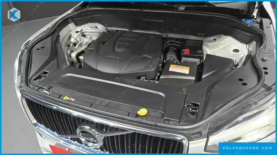 VOLVO XC90 D5 MOMENTUM