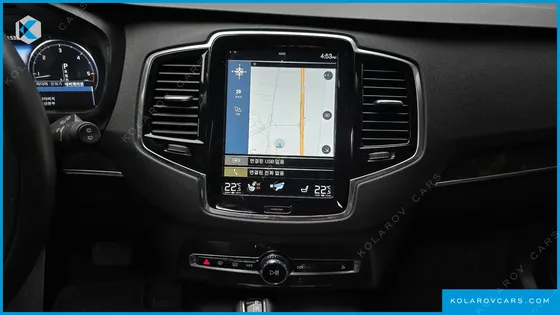 VOLVO XC90 D5 MOMENTUM