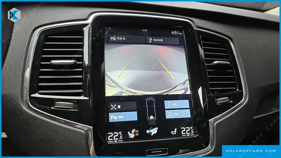 VOLVO XC90 D5 MOMENTUM