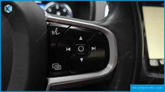 VOLVO XC90 D5 MOMENTUM