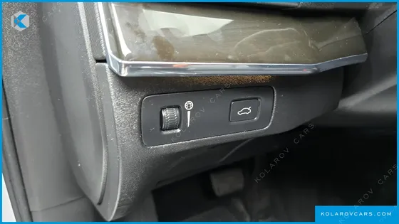 VOLVO XC90 D5 MOMENTUM