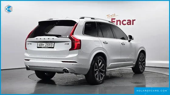 VOLVO XC90 D5 MOMENTUM