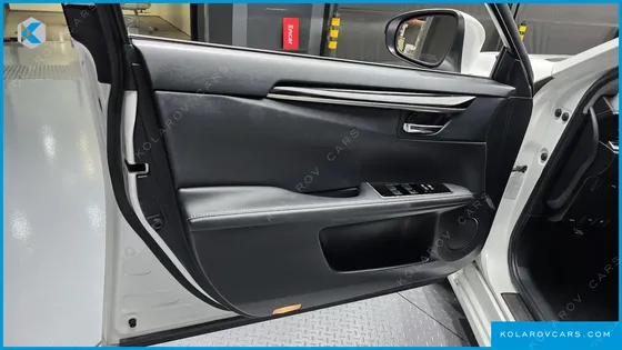 LEXUS ES PREMIUM