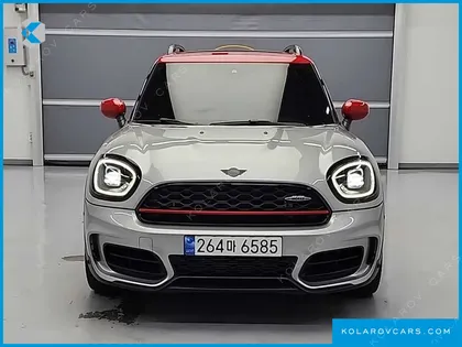 MINI COUNTRYMAN JCW LAUNCH PACK