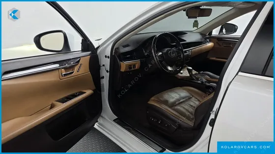 LEXUS ES EXECUTIVE