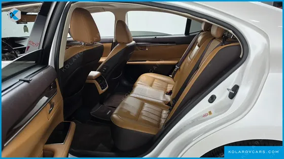 LEXUS ES EXECUTIVE