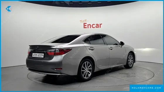 LEXUS ES EXECUTIVE