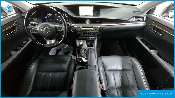 LEXUS ES EXECUTIVE