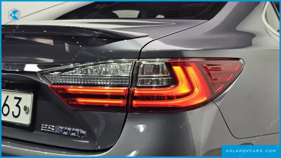 LEXUS ES SUPREME