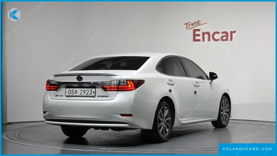 LEXUS ES SUPREME+
