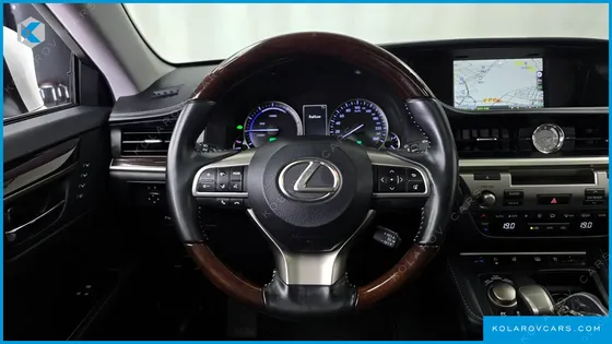 LEXUS ES SUPREME+