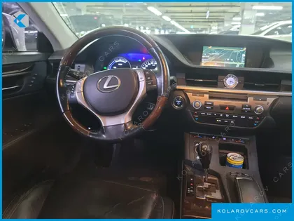 LEXUS ES EXECUTIVE