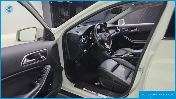 MERCEDES GLA-CLASS GLA220