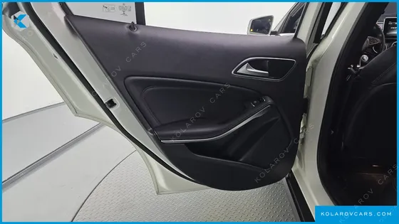 MERCEDES GLA-CLASS GLA220