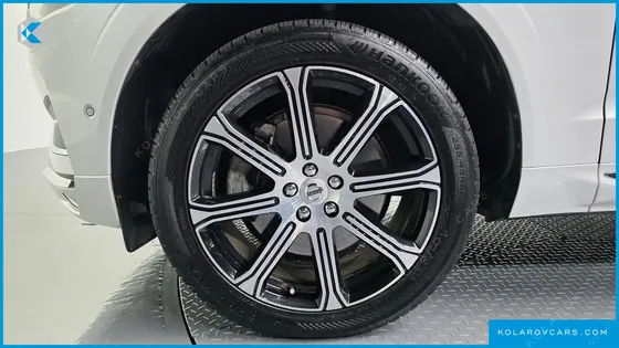 VOLVO XC60 D5 INSCRIPTION