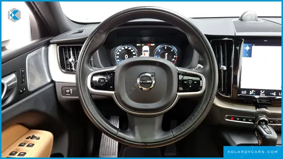 VOLVO XC60 D5 INSCRIPTION