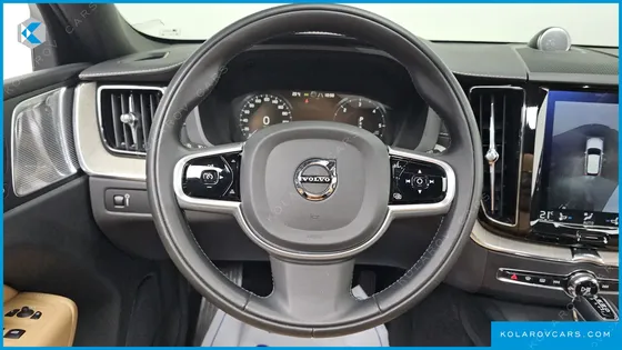 VOLVO XC60 D5 INSCRIPTION