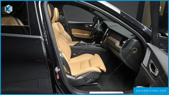 VOLVO XC60 B5 INSCRIPTION